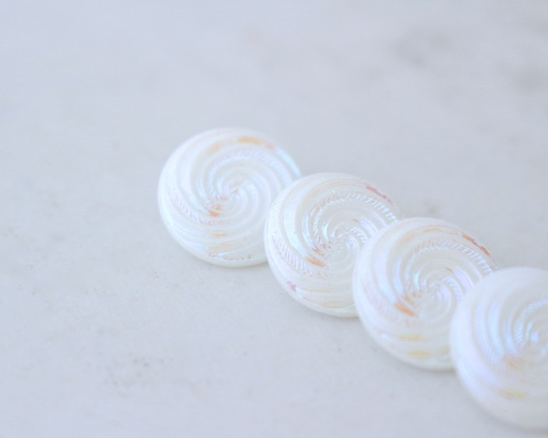 Glass Button - AB