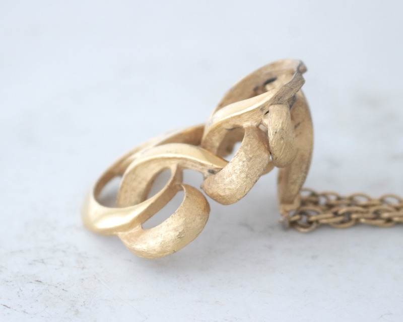 Swing Pendant