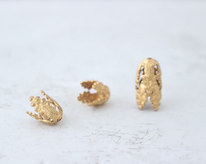 Beads Cap