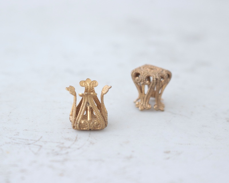 Beads Cap