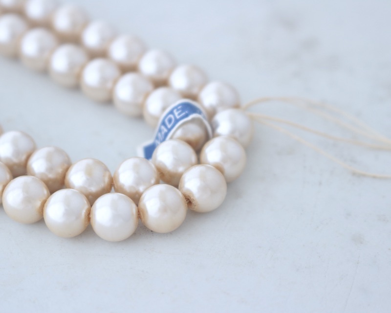 Glass Pearl