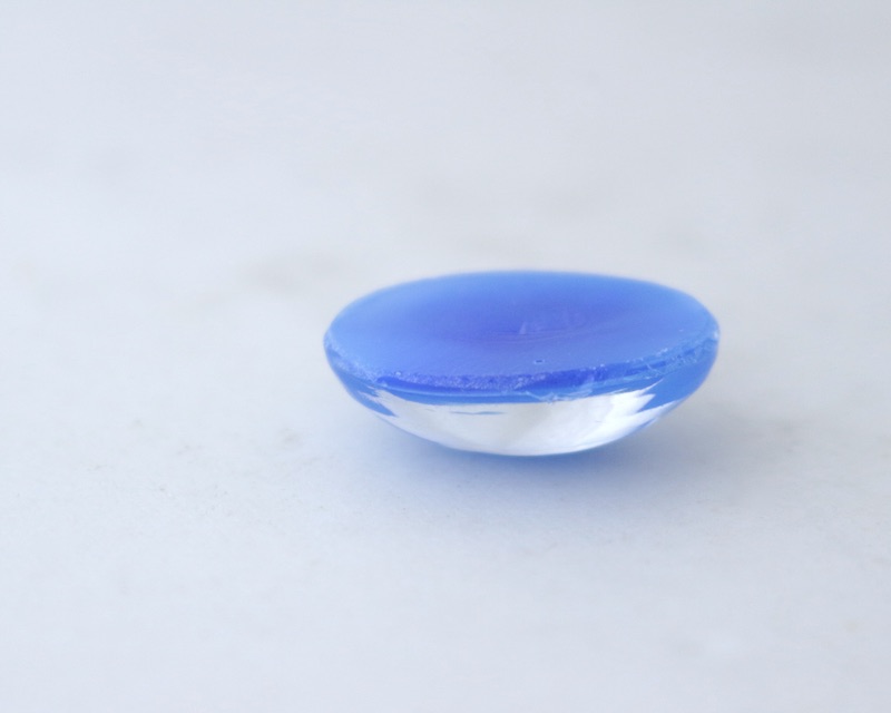 Imitation moonstone