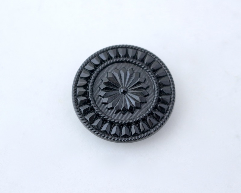 Glass Button