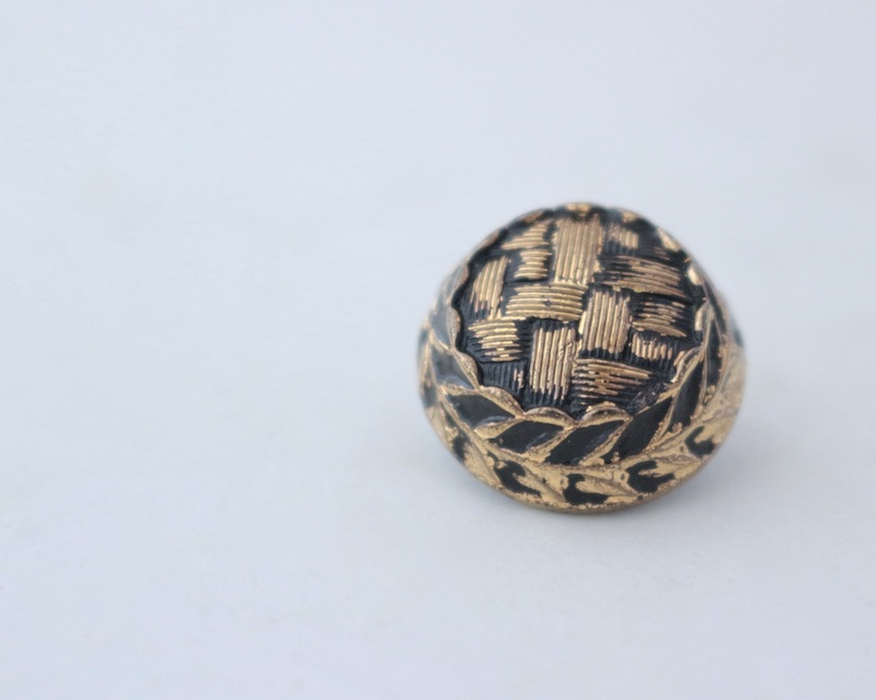 Glass Button