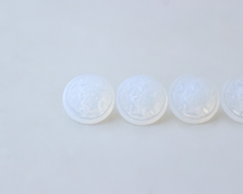 Glass Button