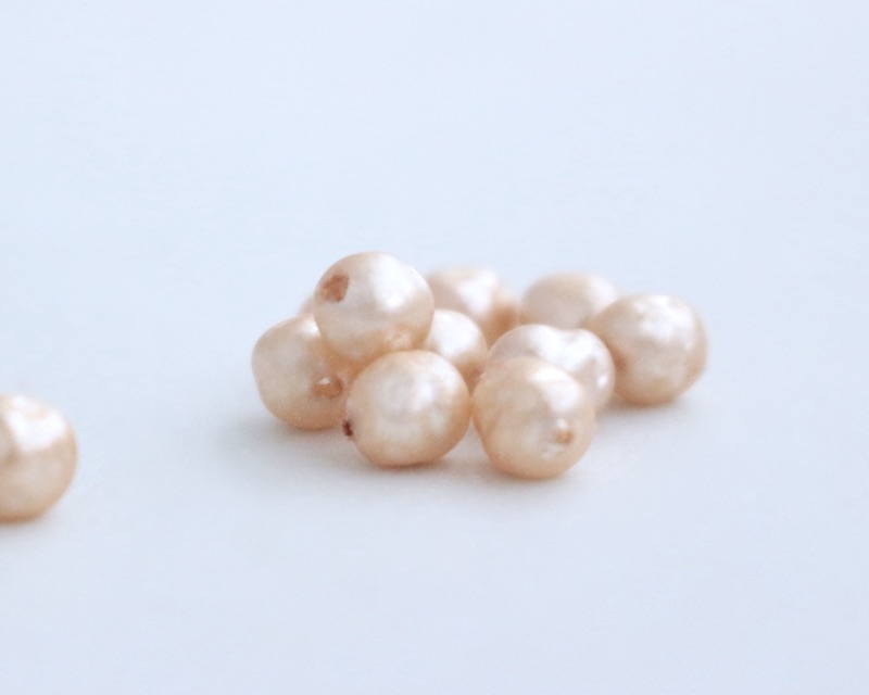 Glass Pearl