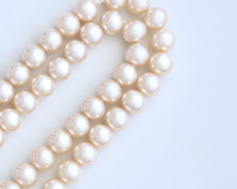 Glass Pearl