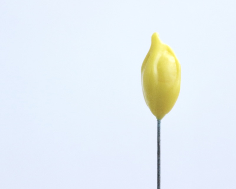 m654