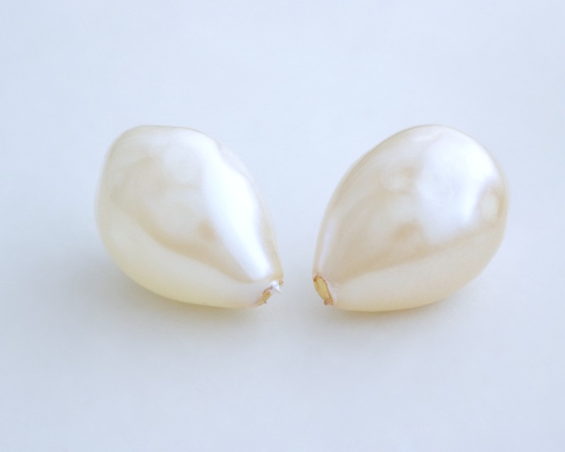 Blown Pearl Drop