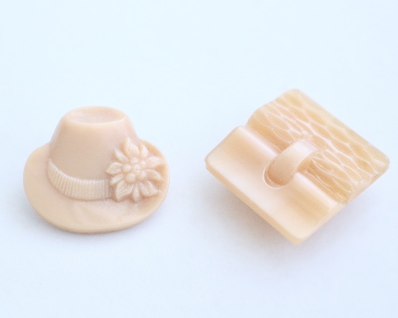 Glass Button