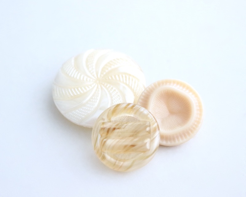 Glass Button