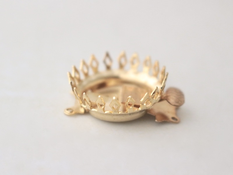 metal clasp